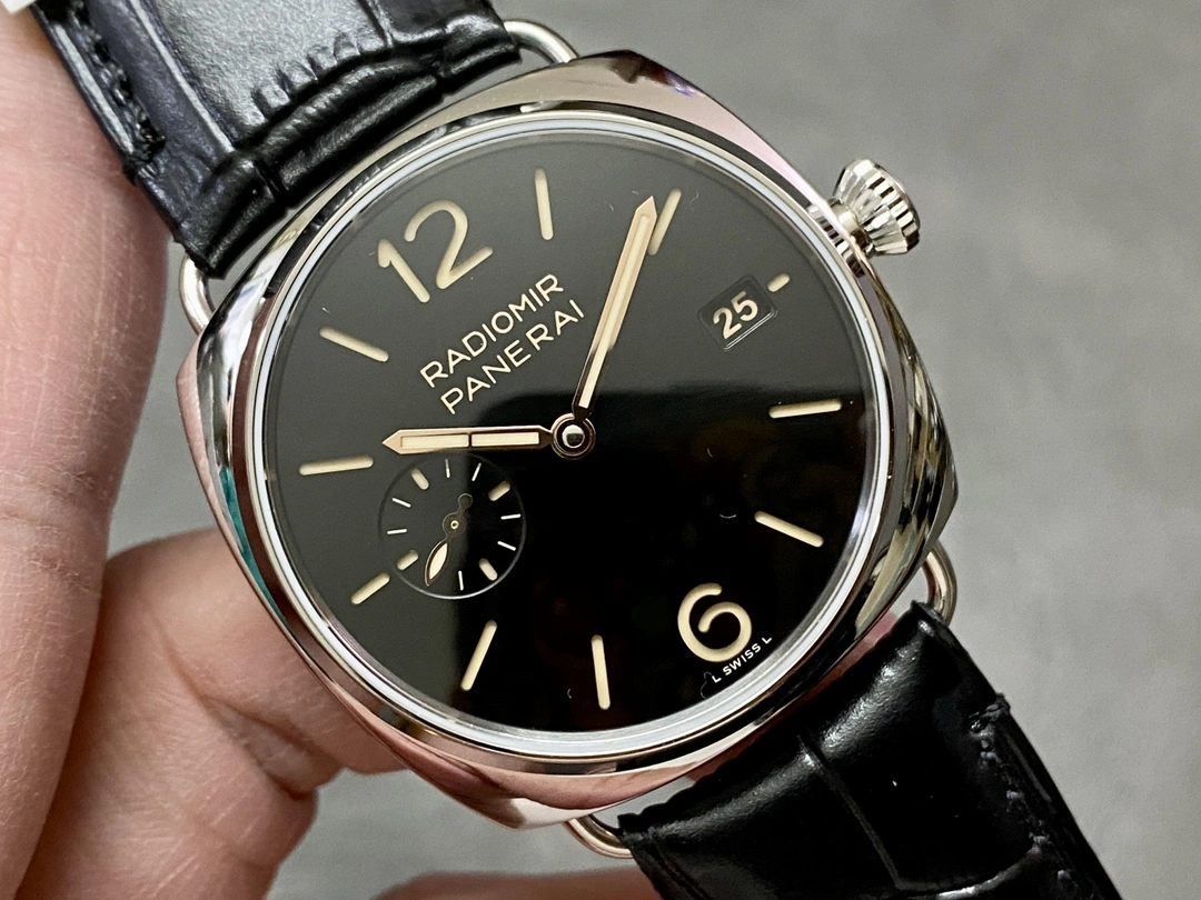Minimalist CBD Factory Panerai Radiomir Quaranta 40mm Black Dial PAM01294 1:1 Super Clone – DDP.900 Movement 384